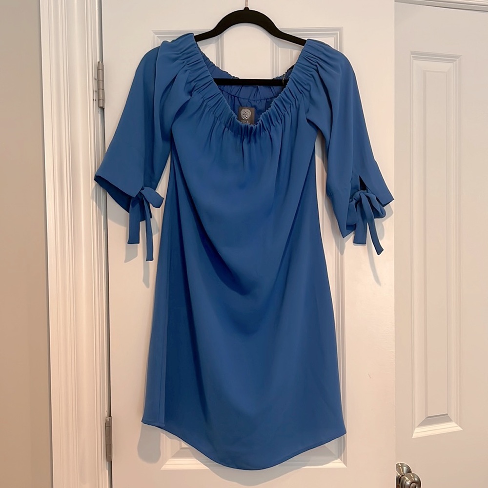 Vince Camuto dress. Size 4. New without tag